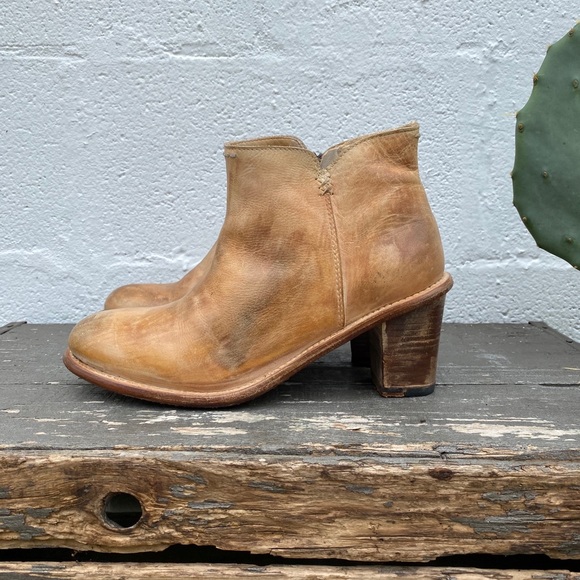 very volatile marcel boots